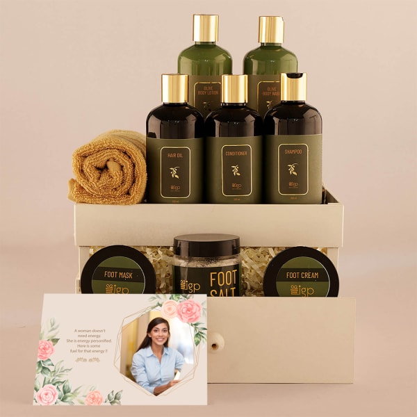 Natural Olive Body Care Kit With Personalized Card