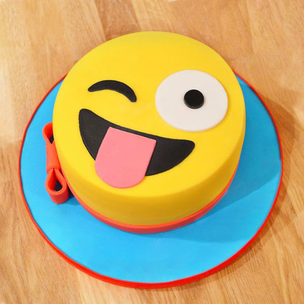 Naughty Wink Emoji Fondant Cake (3 Kg)