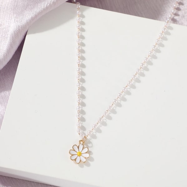 Buy Send Necklace Pearl And Daisy Single Piece Juju Joy Online Igp