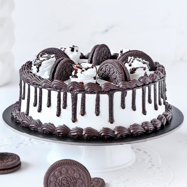 Oreo Drip Cake 1 Kg: Gift/Send Father's Day Gifts Online ...