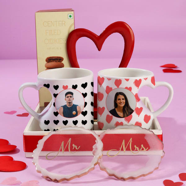 Pack of 2 Personalized Mugs Gift Set