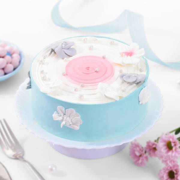 Pastel Blossom Delight Cake