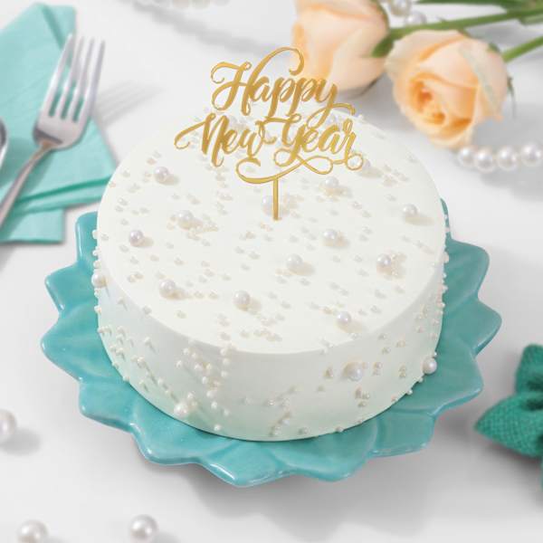 Pearl Bliss New Year Cake