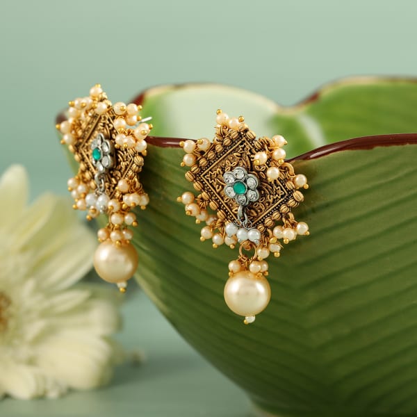 Pearl Elegance Earrings