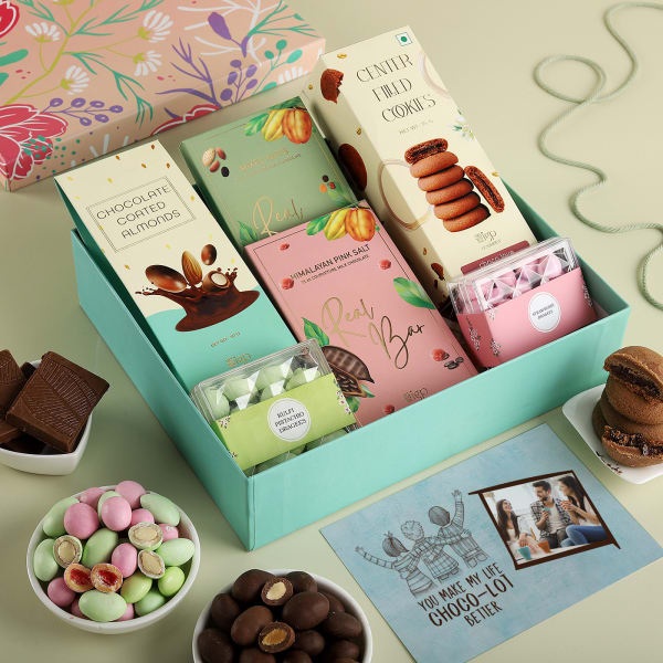 Personalized Chocolates and Nuts Gift Box