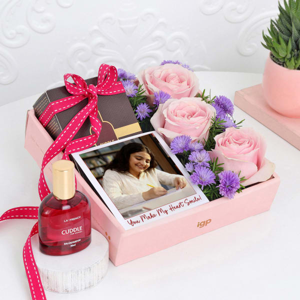 Personalized Cuddle And Roses Deluxe Gift Set