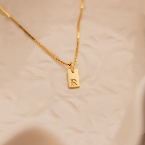 Personalized Gold Dainty Pendant Necklace For Women