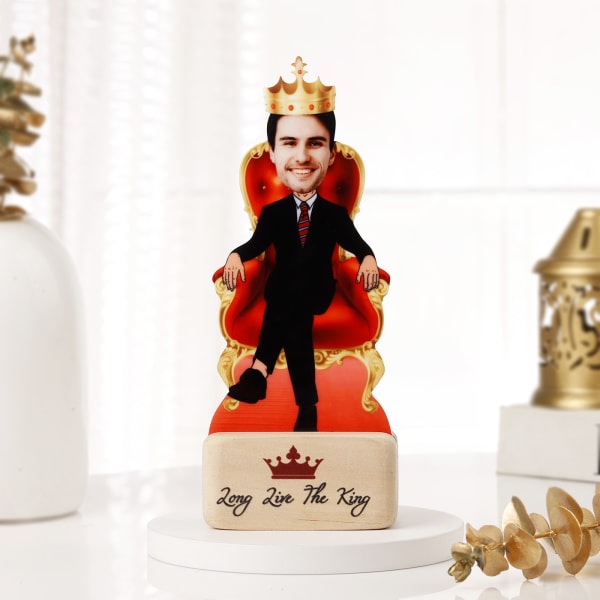 Personalized King Caricature with Wooden Stand