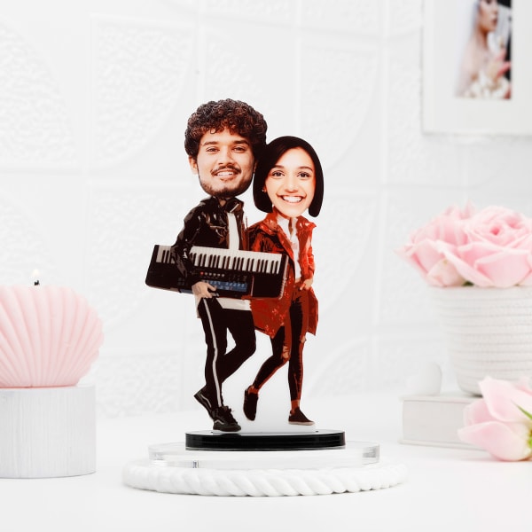 Personalized Music Caricature of Love