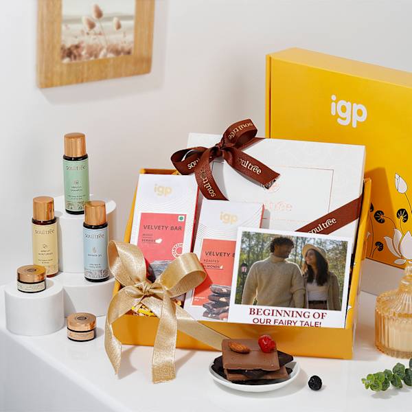 Personalized Rejuvenating Anniversary Gift Hamper