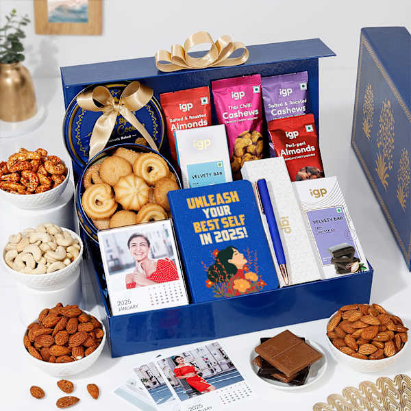 Personalized Your Best Self New Year Hamper