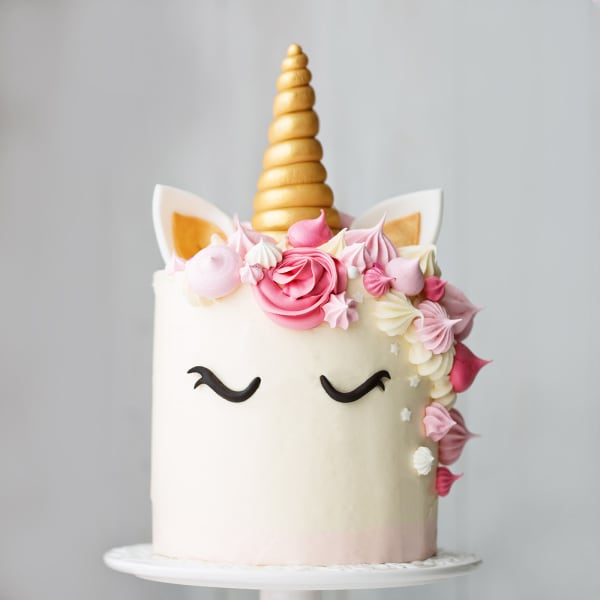 Pink Blossom Unicorn Cake (Eggless) (2.5 Kg)