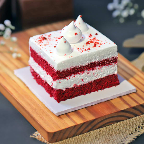 Red Velvet Cream Pastry