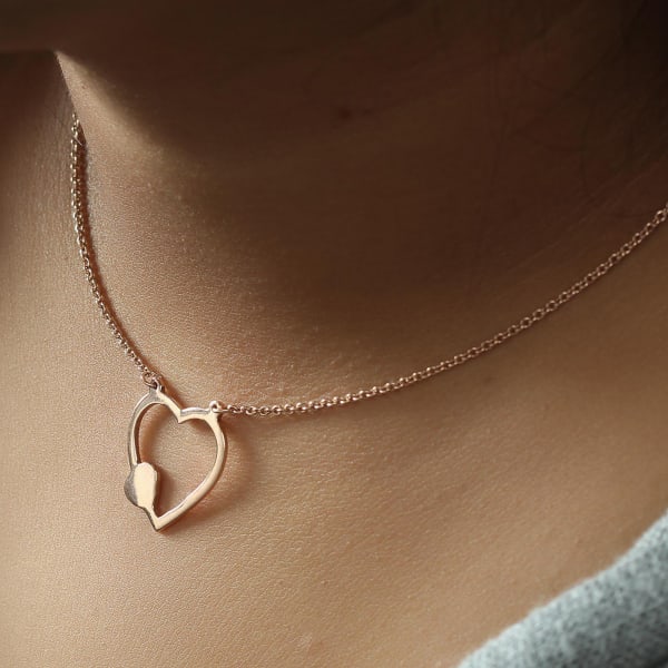 Rose Gold-plated Heart Pendant Necklace