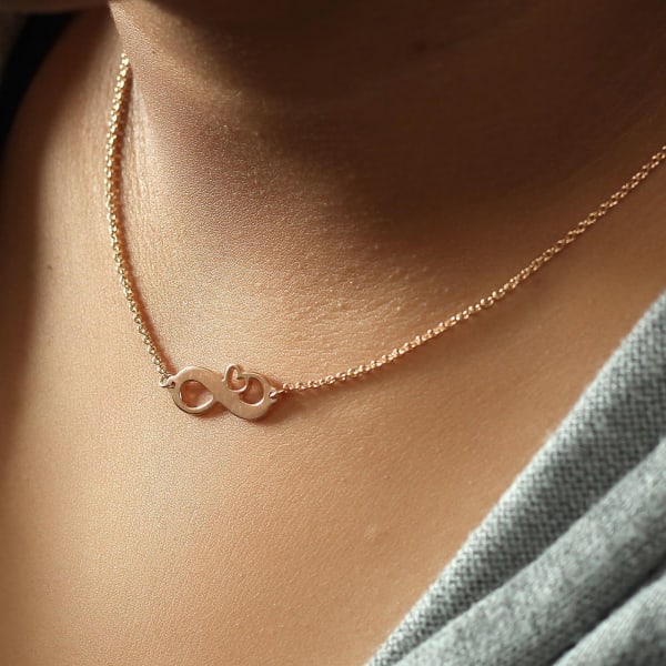 Rose Gold-plated Infinity Pendant Necklace
