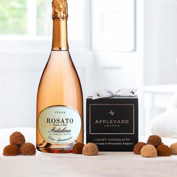 Rose Prosecco With Chocolate Truffle