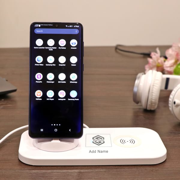 Rotating 3 in 1 Mobile Charging Station - Customized with Name