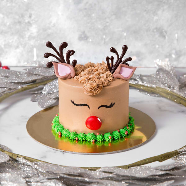 Rudolph's Sweet Surprise Cake (600 Gm)