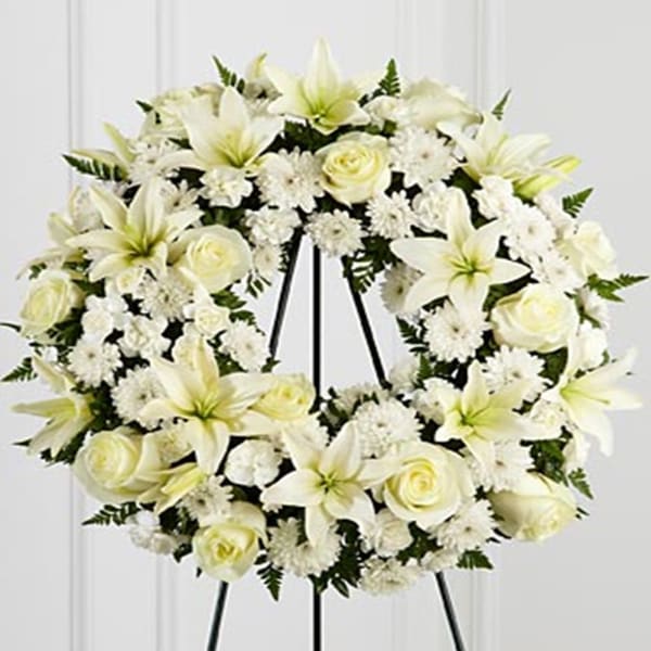 S3-4442 The FTDÂ® Treasured Tributeâ„¢ Wreath