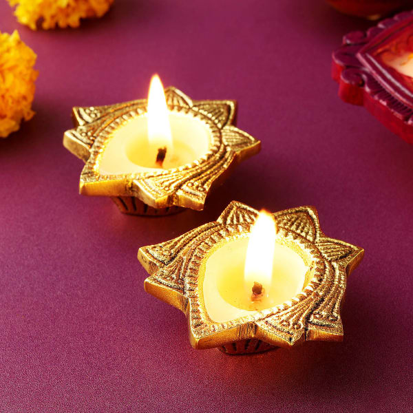 Buy/Send Set of 2 Diya Online | IGP | JVS1190986