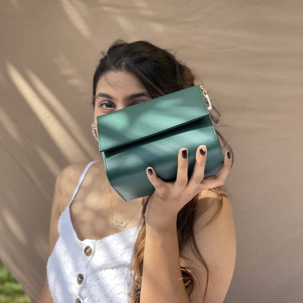 Sling Bag Triangular Single Piece