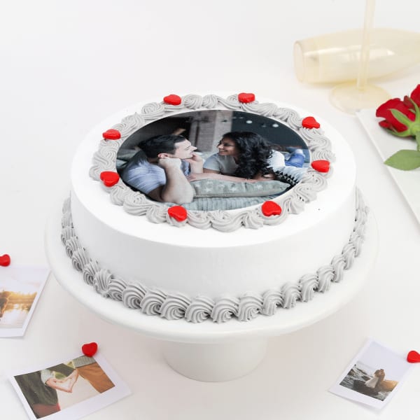 Soft and Creamy Photo Cake (1 Kg)