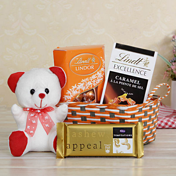 personalised lindt teddy