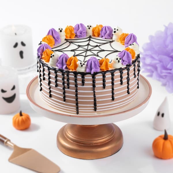 Spooktacular Halloween Cream Cake (Half Kg)