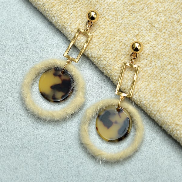 Stylish Earring with Fur Ring