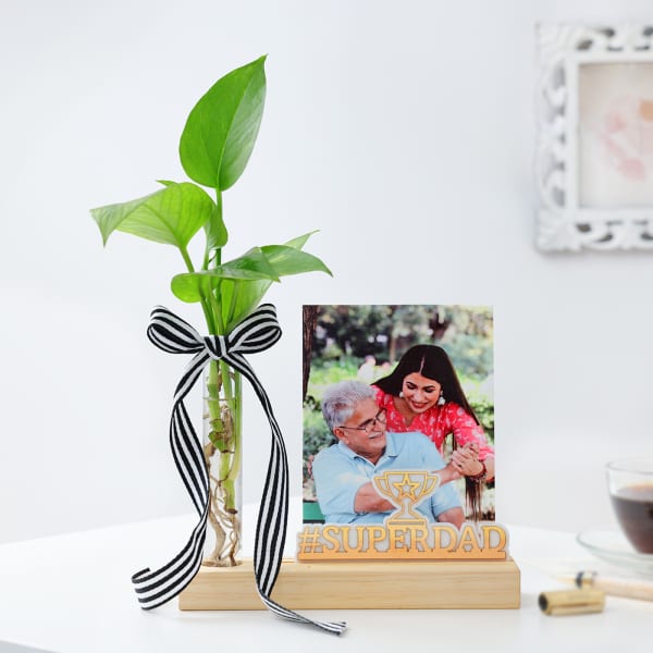 Superdad Personalized Photo Stand With Money Plant