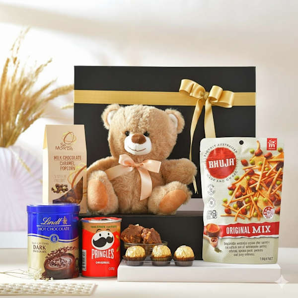 Sweet And Cozy Diwali Gift Hamper
