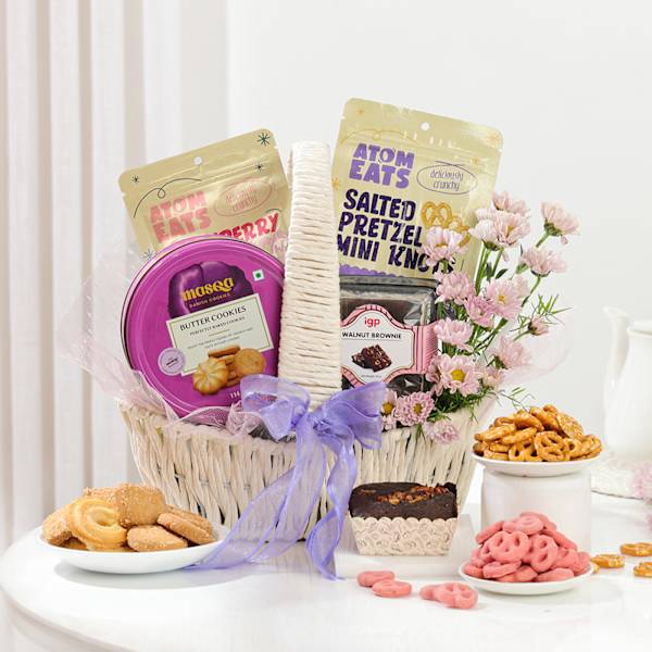 Sweet Gourmet Macrame Basket Gift Hamper