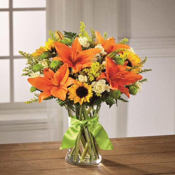 The FTD Sunlight Lily Bouquet