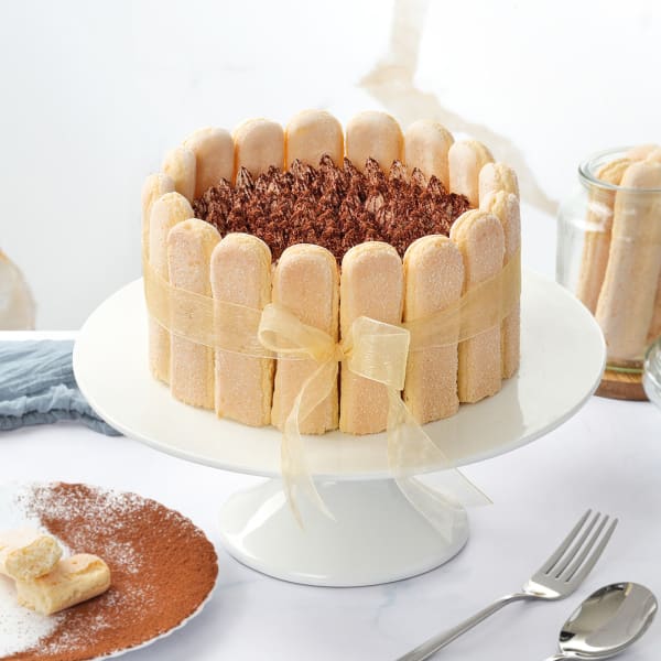 Tiramisu Cream Cake (1 Kg)