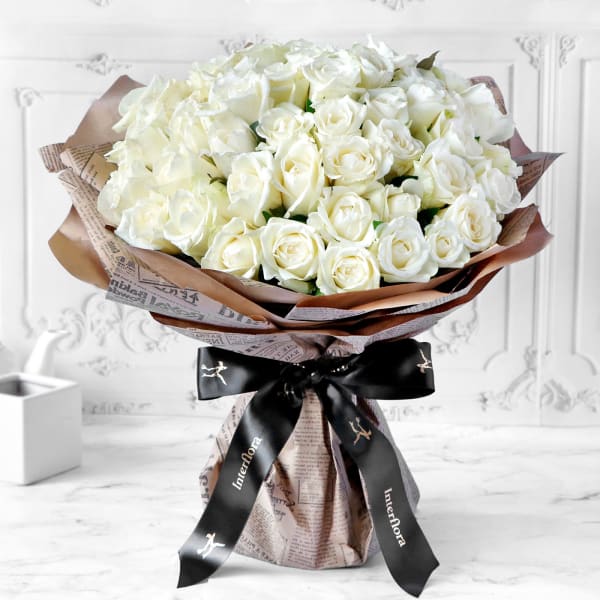 Unforgetabble 100 White Roses Hand Tied