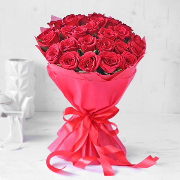 Valentine 25 Red Roses Bouquet