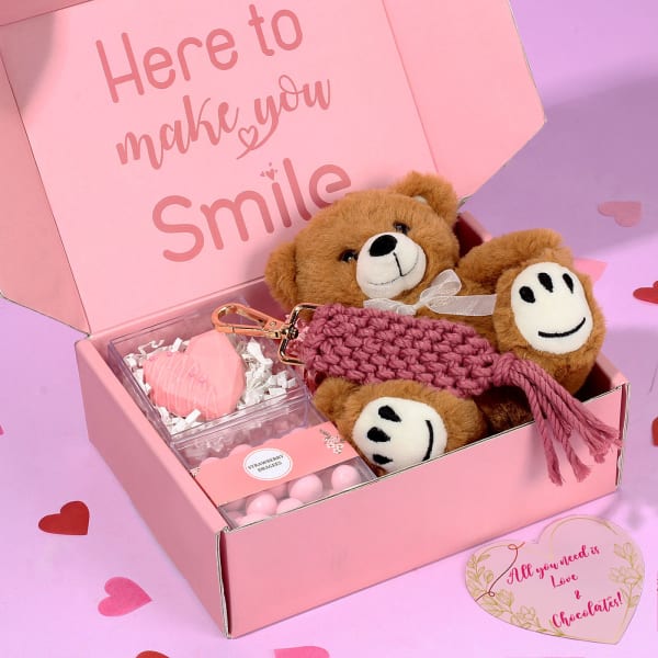 Valentine Cuddle Gift Box