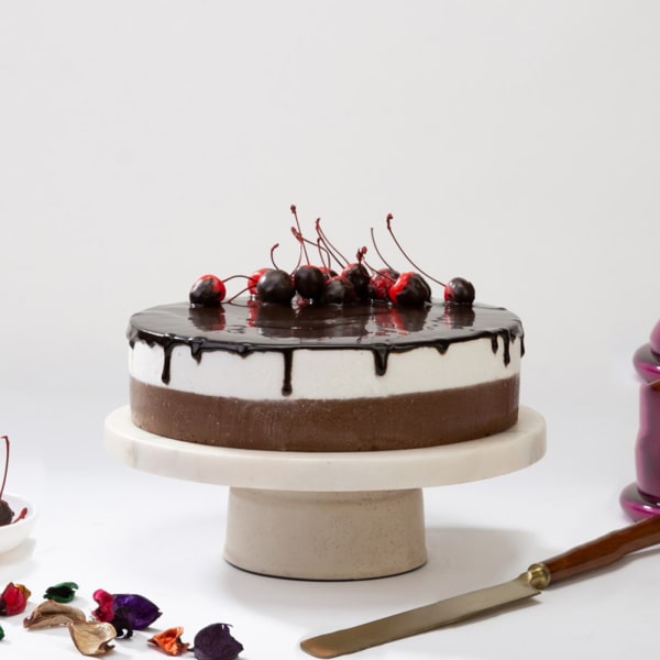 Vanilla Chocolate Mousse Cake (1 Kg)