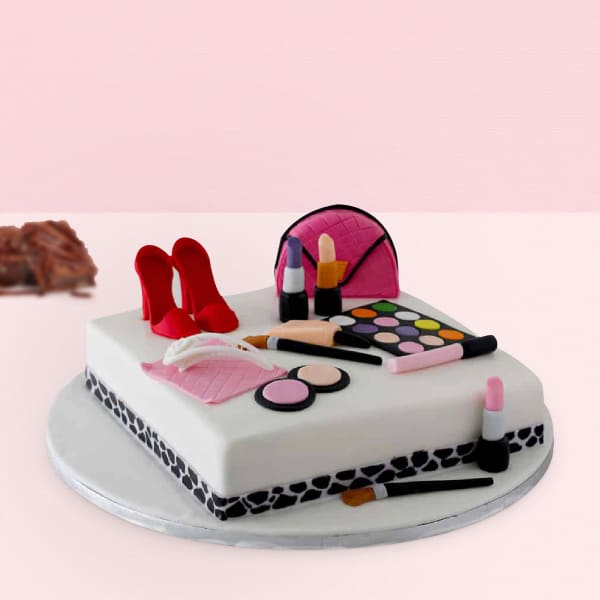 Vanity Set Theme Fondant Cake (3 Kg)