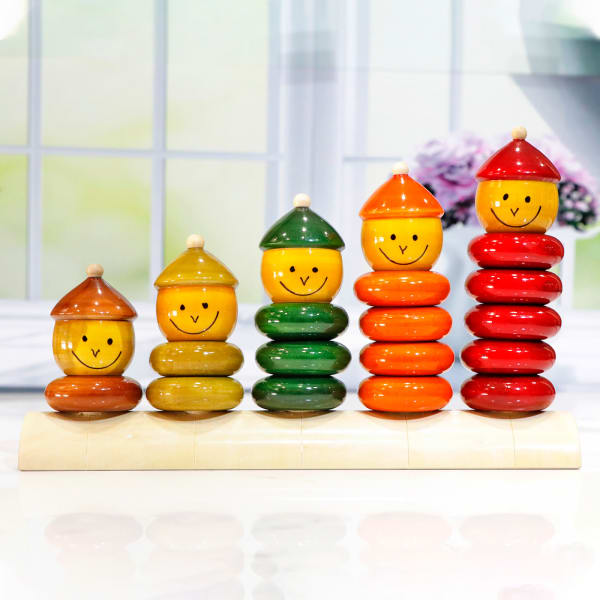 little dolls that stack inside each other
