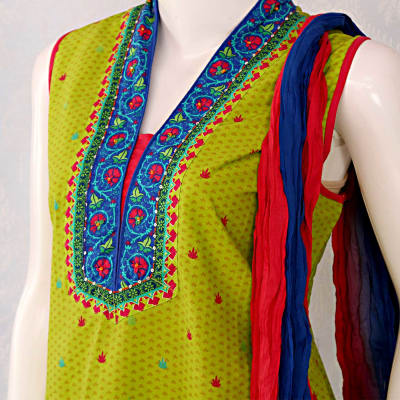 sleeveless churidar design