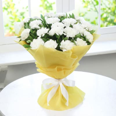 White Flowers Online Send White Roses And Lilies Flower White Gerberas Igp