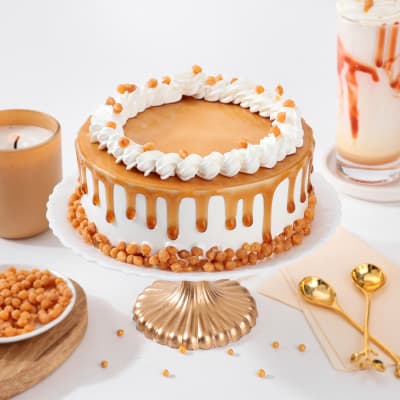 Caramel Drip Crunch Cake