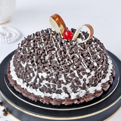 Best Chocolate Duch Cake with choco chips In Thane | Order Online