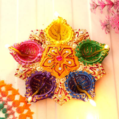 Colorful Set Of Clay Diyas Gift Send Diwali Gifts Online L11044570 Igp Com