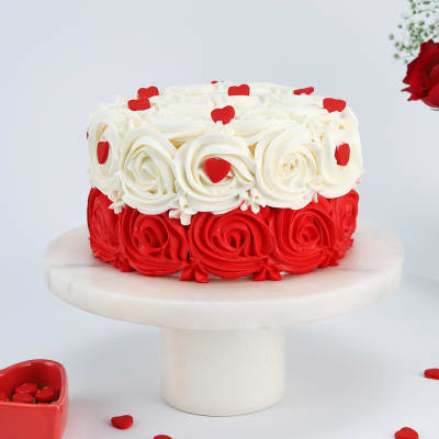 Buy Anniversary Cake 2 kg Online | 2kg Anniversary Cake Price | Anniversary  cake, Cake pricing, Fondant cakes birthday