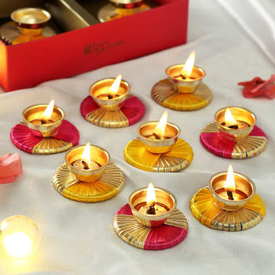 metal diyas