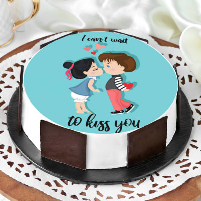 Kiss Me Chocolate Cake Half Kg