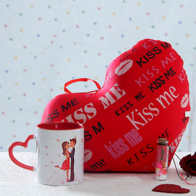 Kiss Day Hamper with Cute Message Bottle: Gift/Send Valentine's Day Gifts Online J11061145 |IGP.com