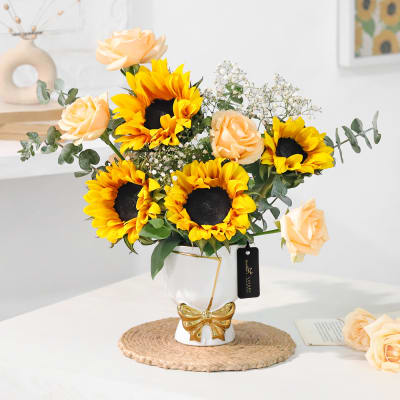 Order Kiss From The Sun Online at Best Price, Free Delivery|IGP Flowers